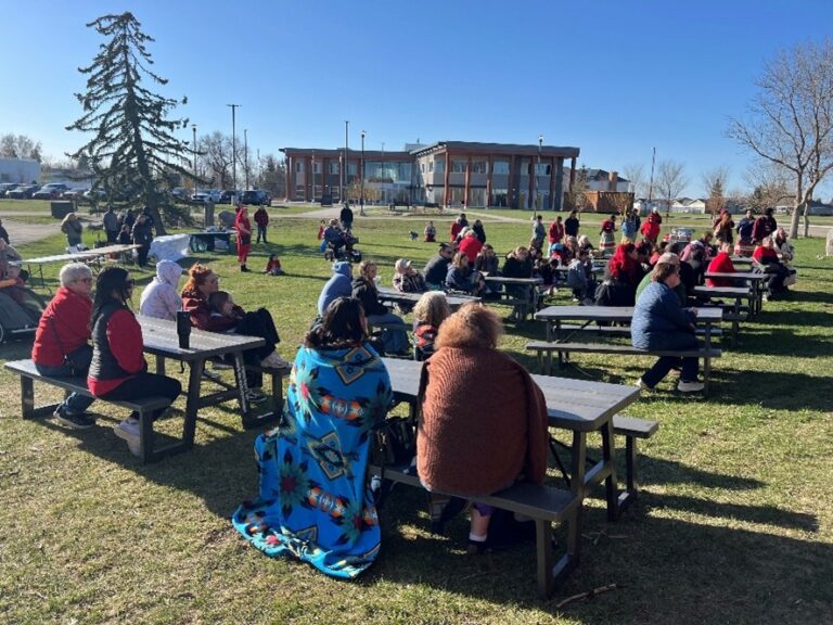 Strathmore Comes Together for Red Dress Day